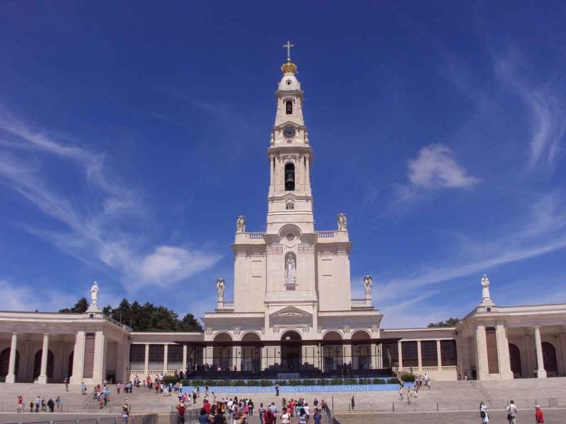 basilica de ns de fatima - portugal.jpg